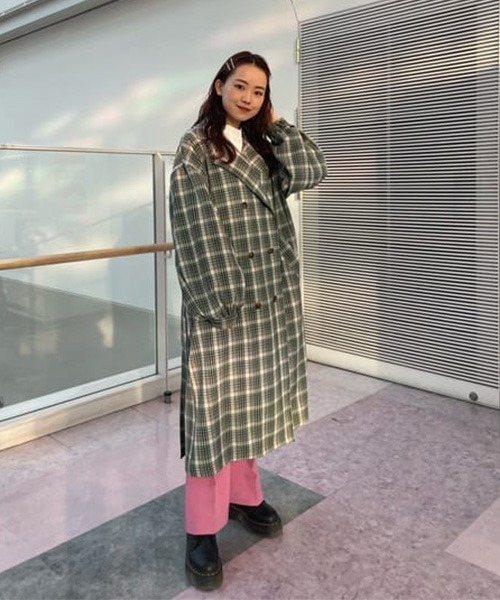 RODEO CROWNS WIDE BOWL（ロデオクラウンズワイドボウル）の「オーバートレンチコート（トレンチコート・レディース・ベージュ/グレー系その他・FREE）」の4枚目の写真