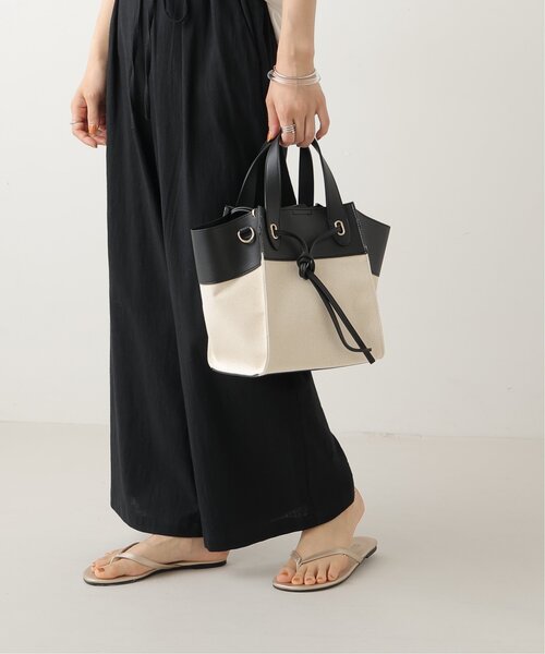 frames RAY CASSIN（フレームスレイカズン）の「キャンバス切替軽量バッグ（トートバッグ・レディース・グレイッシュベージュ/ブラック・FREE）」の3枚目の写真