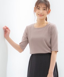 Honeys（ハニーズ）の「スクエアネックトップス（Tシャツ/カットソー・レディース）」