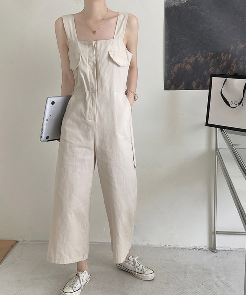 emi+（エミプラス）の「ウエストベルトサロペット（サロペット/オーバーオール・レディース・ベージュ/ネイビー・S/M）」の3枚目の写真