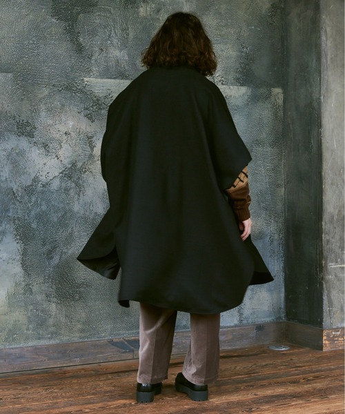 CASPER JOHN（キャスパージョン）の「Over melton poncho/オーバーメルトンポンチョ（ポンチョ・メンズ・アイボリー/ブラック・FREE）」の16枚目の写真