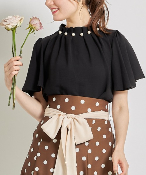 ブラウン クローゼット 花柄装飾付き ブラウン クローゼット 花柄装飾付き ブラウン クローゼット 花柄装飾