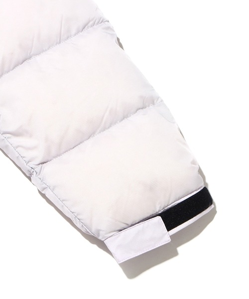 THE NORTH FACE（ザノースフェイス）の「THE NORTH FACE WOMENS SHORT NUPTSE JACKET / ザ・ノース・フェイス ウィメンズ ショートヌプシジャケット（ダウンジャケット/コート・レディース・ブラック/ベージュ/ラベンダー・S/M/L）」の19枚目の写真