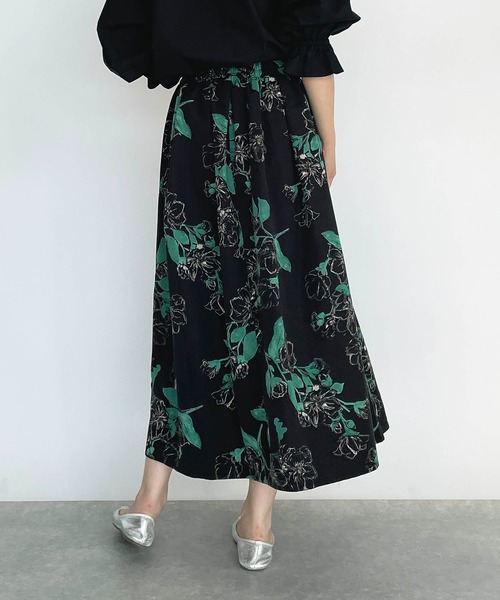 PICCIN（ピッチン）の「フラワーフレアスカート（スカート・レディース・ブラック/ネイビー・M）」の20枚目の写真