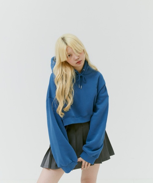 17HR(セブンティーンアワーズ)の「ボリュームスリーブショートパーカー(パーカー・レディース・ホワイト/ブルー/ブラック・FREE)」の11枚目の写真