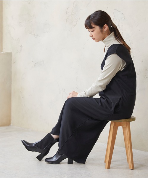 menue(メヌエ)の「スクエアトゥリブニットチャンキーヒールブーツ(ブーツ・レディース・ブラック/ベージュ・LL/3L/S/M/L/XS)」の4枚目の写真