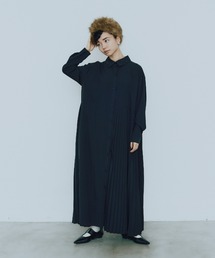 ロングスリーブアシンメトリープリーツワンピース