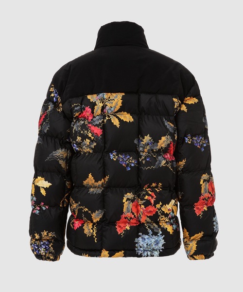 MARCELO BURLON(マルセロ・バーロン)の「ALL OVER FLOWERS NYL DOWN JKT(その他アウター・メンズ・ブラック系その他・M/L)」の2枚目の写真