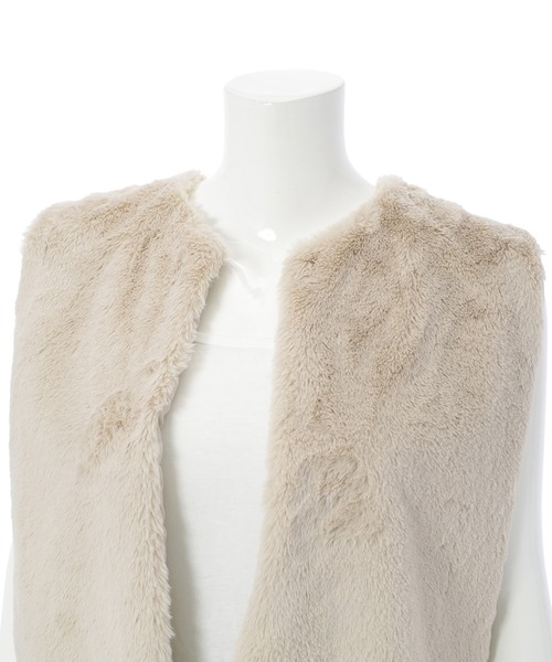 Edit Sheen(エディットシーン)の「フェイクファーベスト(ベスト・レディース・モカ/グレイッシュベージュ・M)」の19枚目の写真
