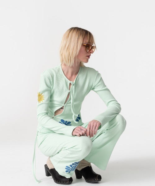 Carne Bollente（カルネボレンテ）の「NOTHING UNDERNEATH - TOP（Tシャツ/カットソー・レディース・グリーン・S）」の7枚目の写真