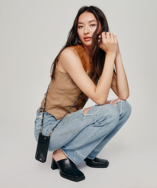 BANDOLIER（バンドリヤー）の「【BANDOLIER】SARAH GOLD iPhone13 iPhone12 iPhone12Pro iPhoneSE,iPhone6,iPhone7,iPhone8（スマホケース/カバー・レディース・ブラック・iPhone 7/8/SE(第2/第3世代)/iPhone 13/iPhone 12/12 Pro/iPhone 15 Pro/iPhone 15/iPhone 13 Pro）」の21枚目の写真