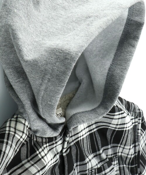 BRANSHES（ブランシェス）の「【ペア】チェック×裏ボアジャケット（その他アウター・キッズ・ブラック・100/150/130/120/110/140）」の6枚目の写真
