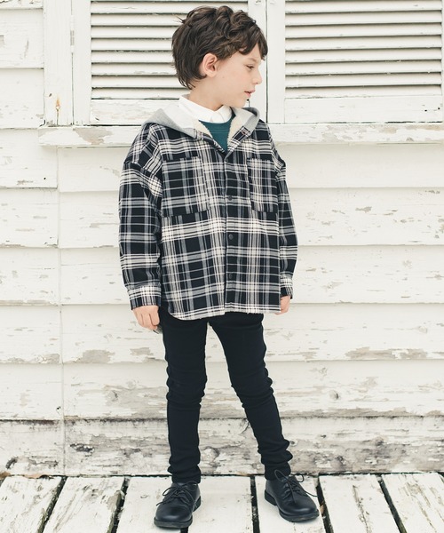 BRANSHES（ブランシェス）の「【ペア】チェック×裏ボアジャケット（その他アウター・キッズ・ブラック・100/150/130/120/110/140）」の2枚目の写真