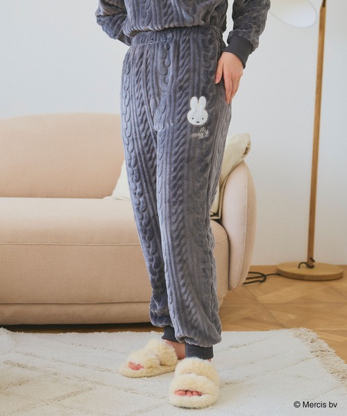 Miffy( ミッフィー)の「【miffy/ミッフィー】刺繍ケーブルフリースロングパンツ/ルームウェア◆2025AW◆(ルームウェア/パジャマ・レディース・ピンク/アイボリー/グレー/ホワイト/ベビーピンク/チャコールグレー・M/LL/L/3L)」の9枚目の写真