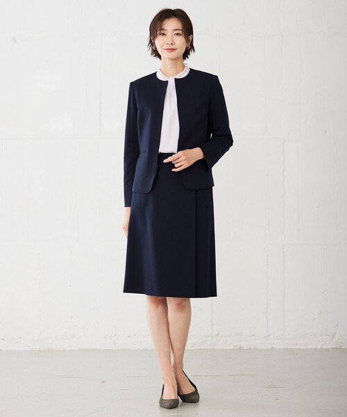 J.PRESS(ジェイプレス)の「カチオンストライプ フリルネック バンドカラー カットソー(Tシャツ/カットソー・レディース・ピンク系1/ふじ色系/ネイビー系1/ホワイト系・MEDIUM/LARGE)」の8枚目の写真