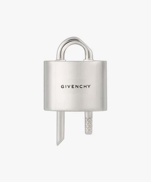 GIVENCHY(ジバンシイ)の「U-LOCK RING(リング・レディース・シルバー/ゴールド・62/52)」の2枚目の写真