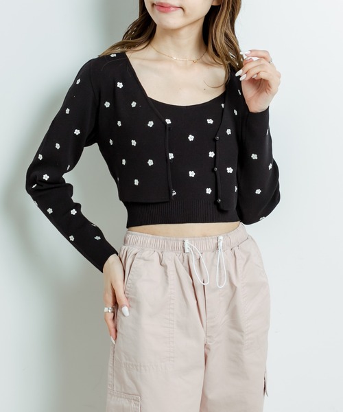 OLIVE des OLIVE（オリーブデオリーブ）の「花刺繍キャミソール（キャミソール・レディース・オフホワイト/ブラック/サックスブルー・FREE）」の9枚目の写真