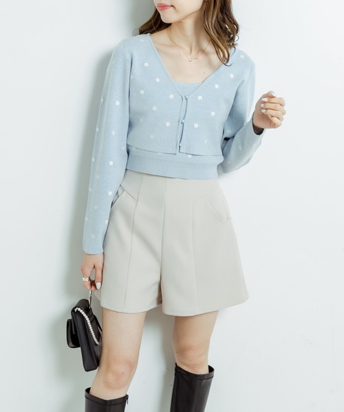 OLIVE des OLIVE（オリーブデオリーブ）の「花刺繍キャミソール（キャミソール・レディース・オフホワイト/ブラック/サックスブルー・FREE）」の16枚目の写真