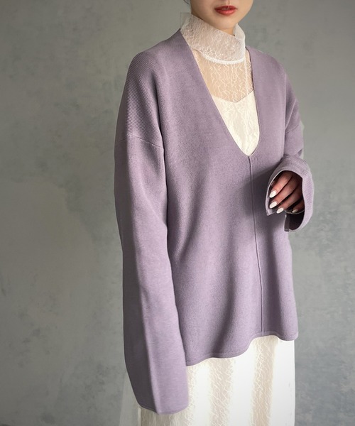 &g'aime（アンジェム）の「【&g’aime】Uネックルーズニット（ニット/セーター・レディース・チャコール/パープル/アイボリー・FREE）」の3枚目の写真