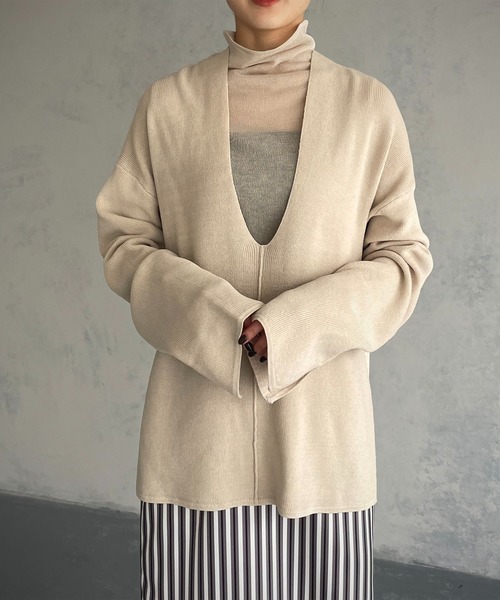 &g'aime（アンジェム）の「【&g’aime】Uネックルーズニット（ニット/セーター・レディース・チャコール/パープル/アイボリー・FREE）」の15枚目の写真