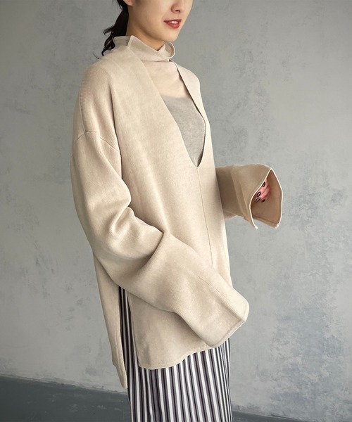 &g'aime（アンジェム）の「【&g’aime】Uネックルーズニット（ニット/セーター・レディース・チャコール/パープル/アイボリー・FREE）」の20枚目の写真