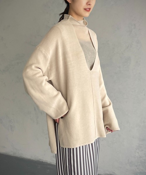 &g'aime（アンジェム）の「【&g’aime】Uネックルーズニット（ニット/セーター・レディース・チャコール/パープル/アイボリー・FREE）」の10枚目の写真