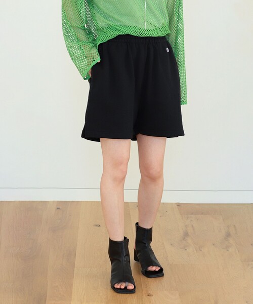 Champion(チャンピオン)の「Champion × Ray BEAMS / 別注 ショート パンツ(その他パンツ・レディース・ブラック/ダークグリーン/アイボリー・S/M)」の17枚目の写真