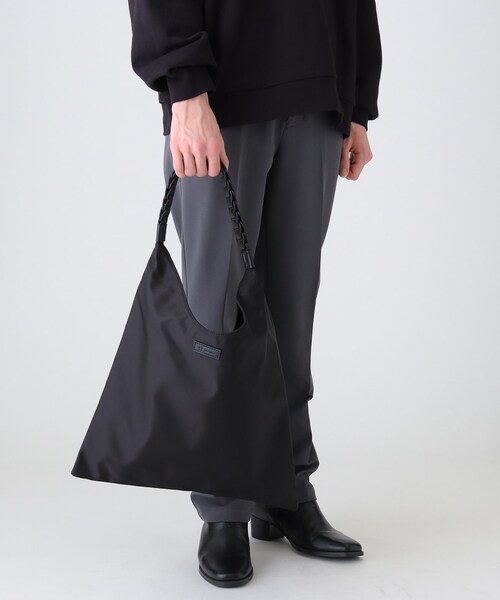 美品　tk.TAKEO KIKUCHI フロシキバッグ 黒 A4 レザー tk.TAKEO KIKUCHI（ティーケータケオキクチ）の「◇フロシキ