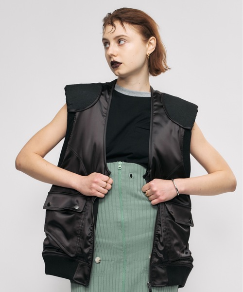 led.tokyo（レッドトウキョウ）の「【led.tokyo】MA1ミリタリーベスト（ベスト・レディース・ブラック/アイボリー・FREE）」の2枚目の写真