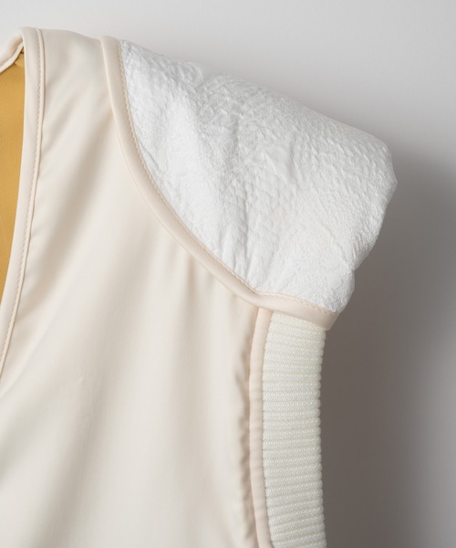 led.tokyo（レッドトウキョウ）の「【led.tokyo】MA1ミリタリーベスト（ベスト・レディース・ブラック/アイボリー・FREE）」の11枚目の写真