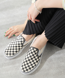 VANS | 【VANS/ヴァンズ】CLASSIC SLIP-ON：スニーカー(スニーカー)