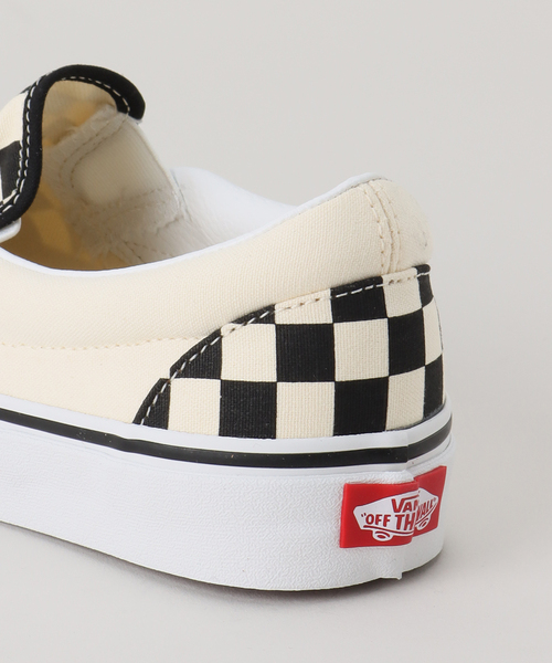 VANS（バンズ）の「【VANS/ヴァンズ】CLASSIC SLIP-ON：スニーカー（スニーカー・レディース・ホワイト・23cm/23.5cm/24cm/24.5cm/25cm）」の3枚目の写真