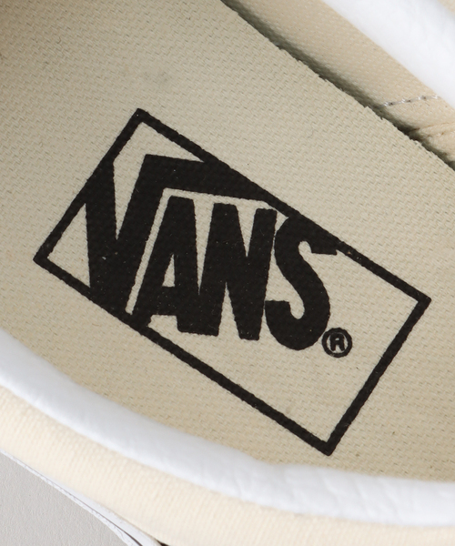 VANS（バンズ）の「【VANS/ヴァンズ】CLASSIC SLIP-ON：スニーカー（スニーカー・レディース・ホワイト・23cm/23.5cm/24cm/24.5cm/25cm）」の12枚目の写真