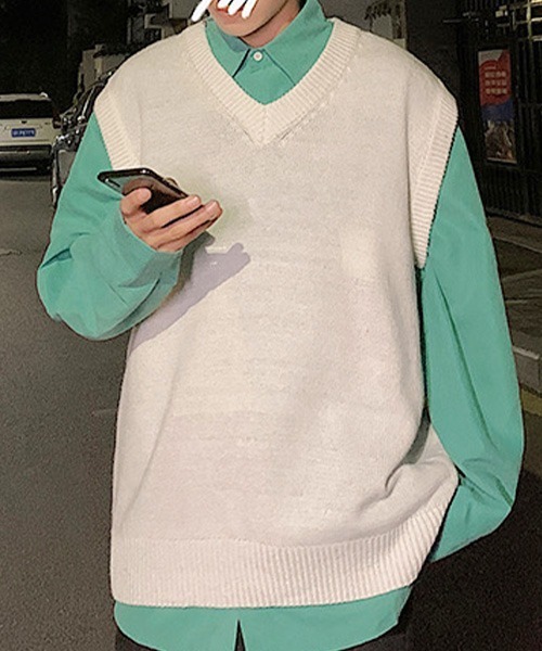 SEN TOKYO（セントーキョー）の「テクニックいらずで即こなれ感。ルーズVネックニットベスト（ベスト・メンズ・ホワイト/ブラック/ブルー・M/L/XL/XXL）」の19枚目の写真