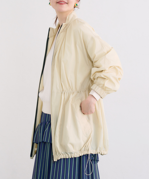 IENA(イエナ)の「リサイクルナイロンタフタブルゾン(その他アウター・レディース・カーキ/アイボリー・38/36)」の17枚目の写真