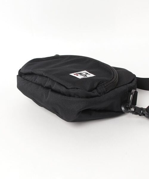 CHUMS（チャムス）の「CHUMS/チャムス ウエストバッグ SHOULDER POUCH リサイクルショルダーポーチ CH60-3539（ボディバッグ/ウエストポーチ・メンズ・ブラック/ホワイト/ブラウン/ネイビー/グレイッシュベージュ/カラフル/ホワイト系その他/ブラック×ホワイト・FREE）」の18枚目の写真