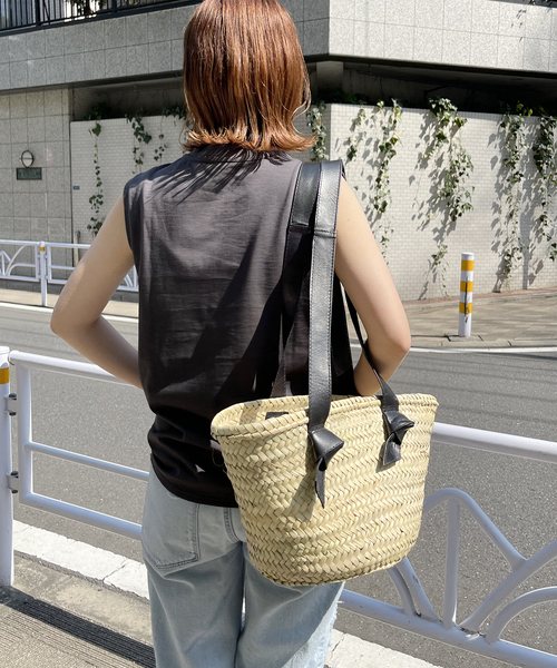 KECH LeS ESSENTIELS（ケッシュルエッセンシャル）の「【KECH LeS ESSENTIELS】RIBBON HANDLE SMALL BASKET（かごバッグ・レディース・ベージュ・FREE）」の6枚目の写真
