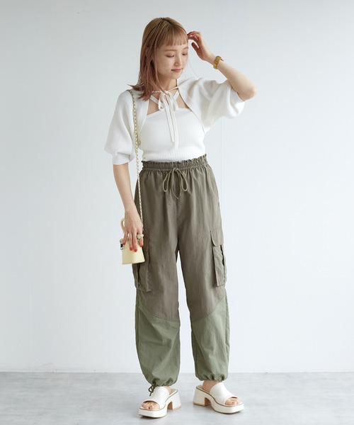 w closet（ダブルクローゼット）の「【SETアイテム】ボレロカーディガン&ニットキャミソール（カーディガン/ボレロ・レディース・ブラック/オフホワイト/ピンク/サックスブルー/オレンジ・FREE）」の16枚目の写真