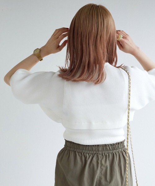 w closet（ダブルクローゼット）の「【SETアイテム】ボレロカーディガン&ニットキャミソール（カーディガン/ボレロ・レディース・ブラック/オフホワイト/ピンク/サックスブルー/オレンジ・FREE）」の11枚目の写真