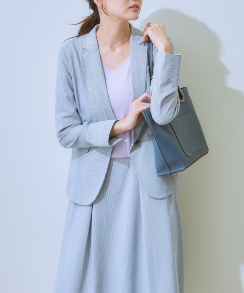 7days Life Styling(セブンデイズライフスタイリング)の「【吸汗速乾】テーラードジャケット(ストレッチコードレーンシリーズ) <セットアップ対応>(スーツジャケット・レディース・ネイビー×ホワイト/ネイビー系・LL/S/L/M/3L/5L/4L/8L/6L)」の22枚目の写真
