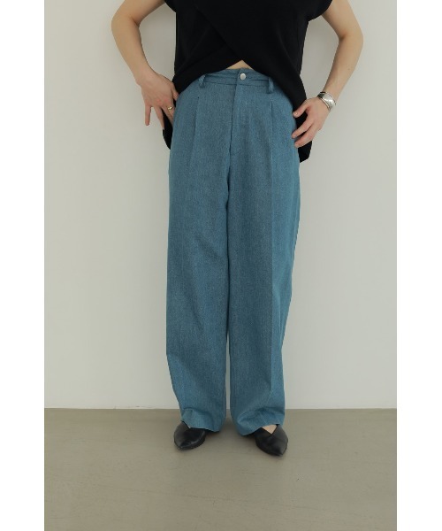 MANOF(マノフ)の「SLACKS TYPE SOFT DENIM(デニムパンツ・レディース・アイボリー/ブルー・S/M)」の4枚目の写真