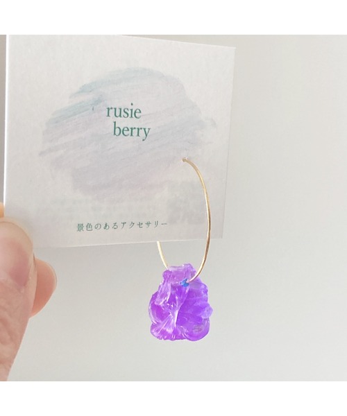 tone（トーン）の「【rusieberry】Gummy パープル　片耳フープピアス(MA)（ピアス（両耳用）・レディース・パープル・FREE）」の6枚目の写真