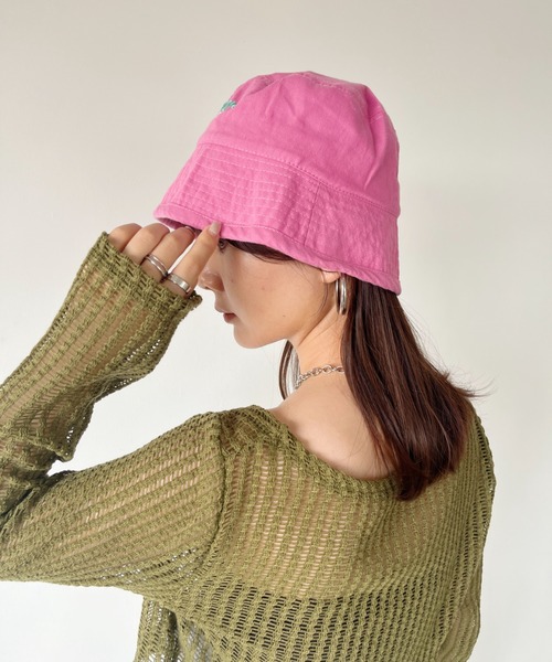 CLEA（クレア）の「刺繍カラーバケットハット（ハット・レディース・ライトピンク/ブラック/ベージュ/ピンク/ホワイト・FREE）」の18枚目の写真
