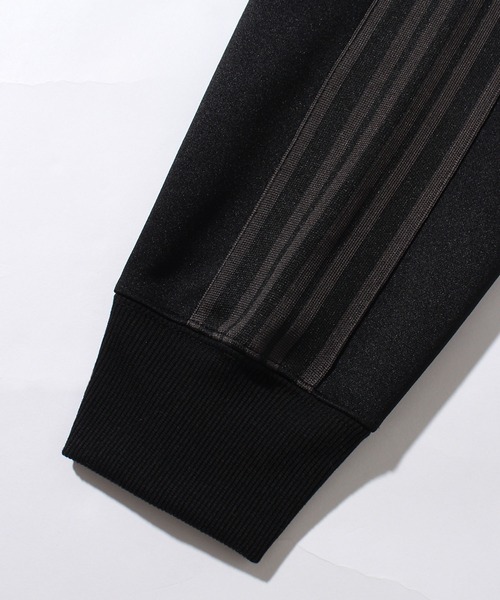 CONVERSE(コンバース)の「【CONVERSE/コンバース】ワンポイントシューズ刺繍 ダブルフェイス サイドライン トラックジャケット(ジャージ・メンズ・オフホワイト/ブラック/グレイッシュベージュ/ブルー系/ネイビー・M/L/LL)」の15枚目の写真