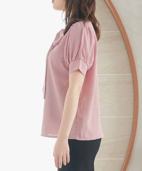 moulis'(ムーリス)の「2WAYシンプルボウタイブラウス(シャツ/ブラウス・レディース・ベージュ/ホワイト/ベビーピンク・MEDIUM/LARGE)」の17枚目の写真