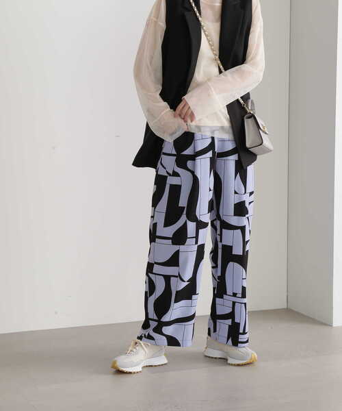 N.(N. Natural Beauty Basic)(エヌエヌナチュラルビューティーベーシック)の「◆キカ柄リラックスストレートパンツ(その他パンツ・レディース・ブルー/モカ・MEDIUM)」の22枚目の写真