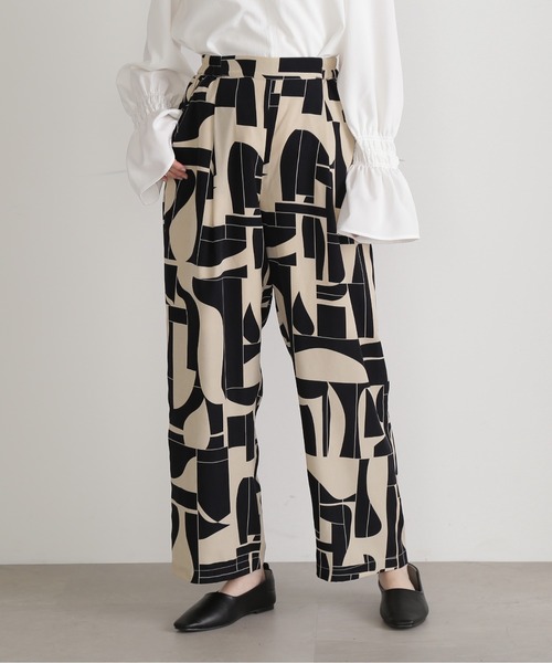 N.(N. Natural Beauty Basic)(エヌエヌナチュラルビューティーベーシック)の「◆キカ柄リラックスストレートパンツ(その他パンツ・レディース・ブルー/モカ・MEDIUM)」の10枚目の写真