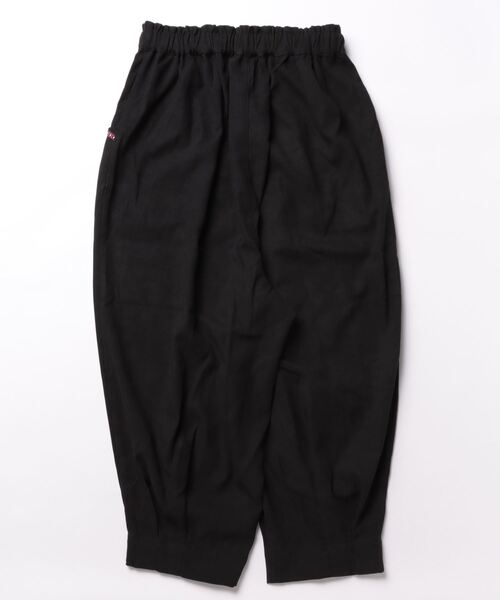 チチカカ(チチカカ)の「ピーチスキンエッグタックパンツ(その他パンツ・レディース・マスタード/ブラウン/ブルーグリーン/ブラック/オレンジ/カーキ/ベージュ/パープル/チャコールグレー・MEDIUM/LARGE)」の10枚目の写真