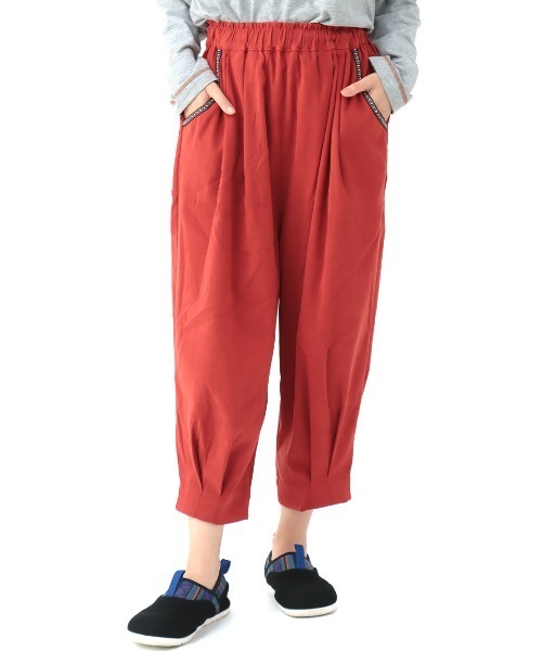 チチカカ(チチカカ)の「ピーチスキンエッグタックパンツ(その他パンツ・レディース・マスタード/ブラウン/ブルーグリーン/ブラック/オレンジ/カーキ/ベージュ/パープル/チャコールグレー・MEDIUM/LARGE)」の15枚目の写真