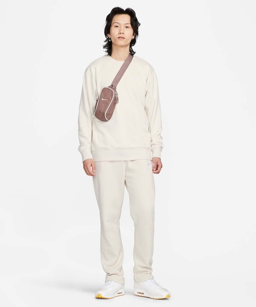 NIKE(ナイキ)の「NIKE AS M NSW CLUB CRW FT BV2667(スウェット・メンズ・ベージュ/グレー/ブラック・X-LARGE/XX-LARGE/LARGE/MEDIUM)」の7枚目の写真